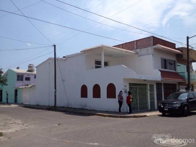 Casa 2 Planta, Esquina, 2 recamas Rio Medio