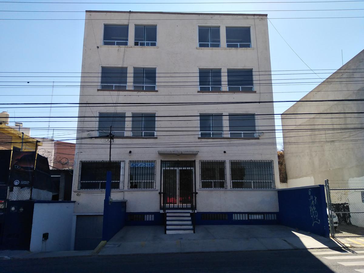 Edificio en Venta o Renta sobre av. Luis M. Vega y Monroy, Colinas del Cimatario