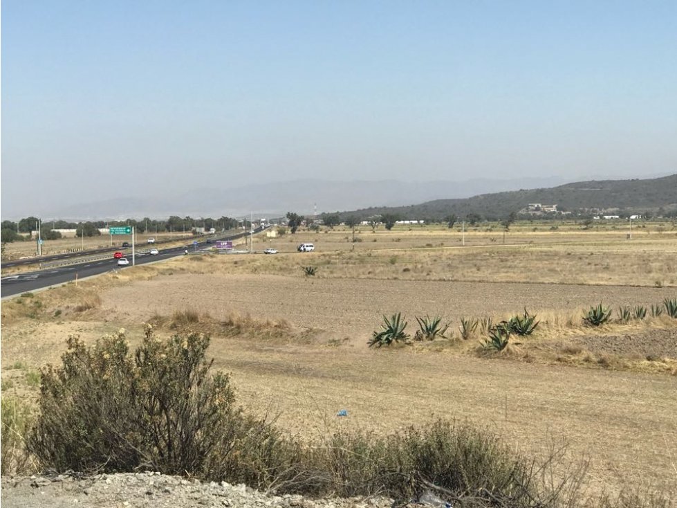 Venta de terreno rústico sobre carretera Pachuca - Cd Sahagun